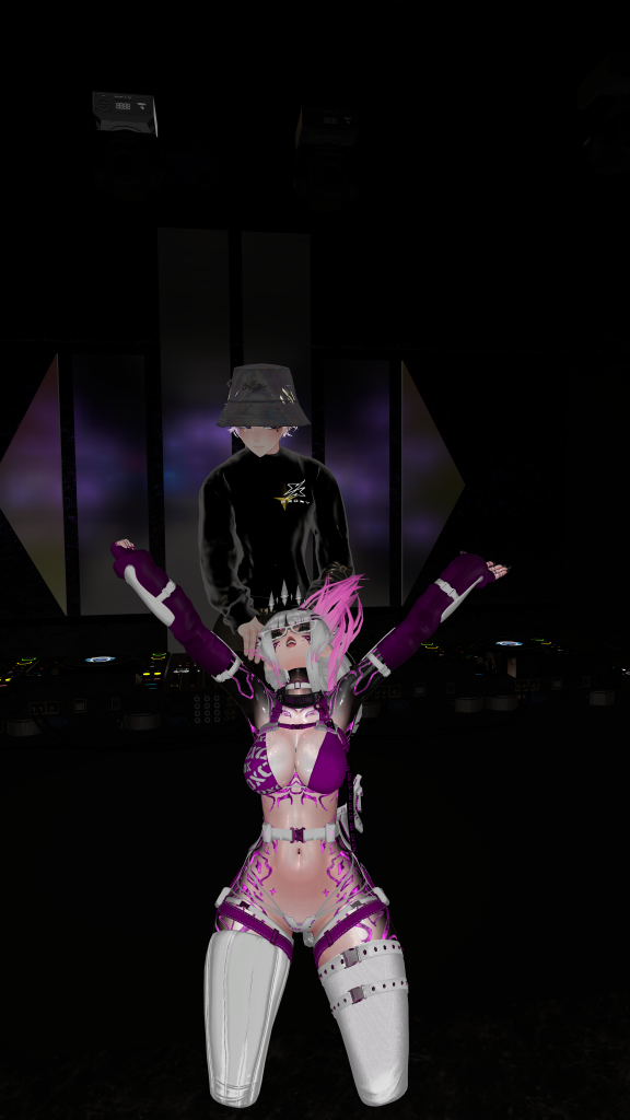 VRChat_2026-08-04_02-12-10.411_4320x7680