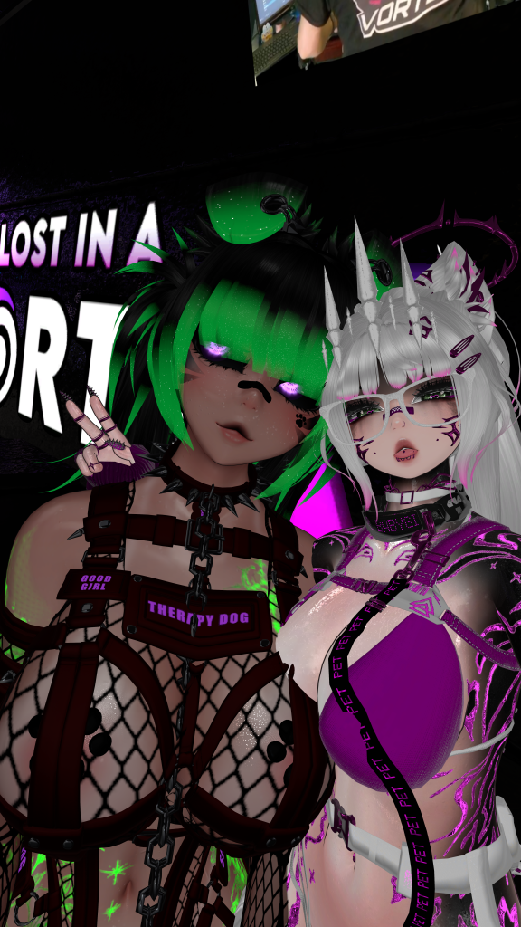 VRChat_2026-08-04_02-12-47.412_4320x7680