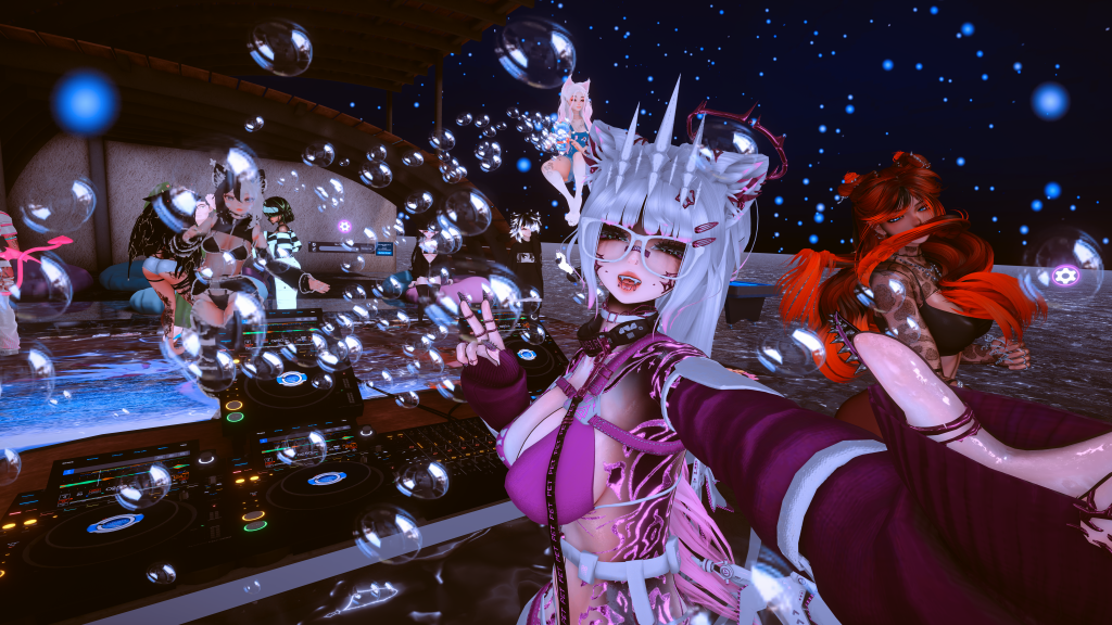 VRChat_2026-08-06_22-23-48.224_7680x4320