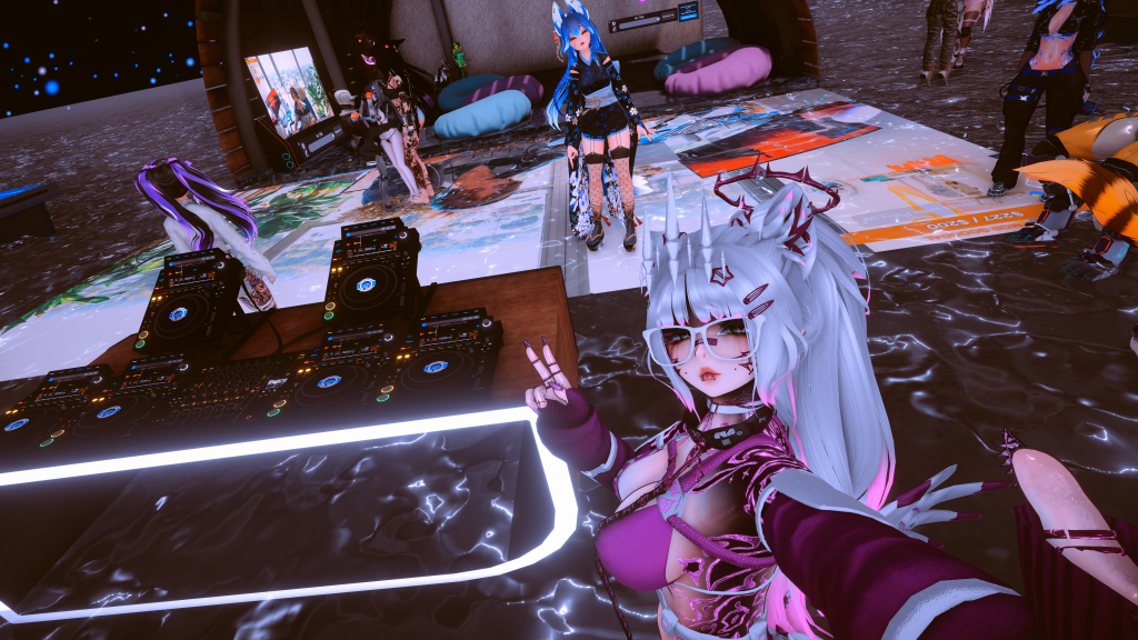 VRChat_2026-08-07_00-01-45.768_7680x4320