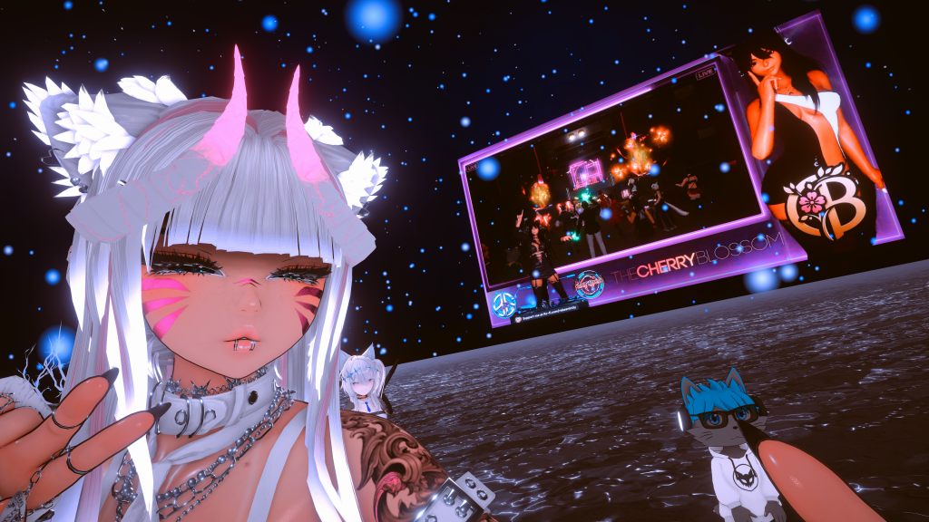 VRChat_2026-08-13_22-03-29.360_7680x4320